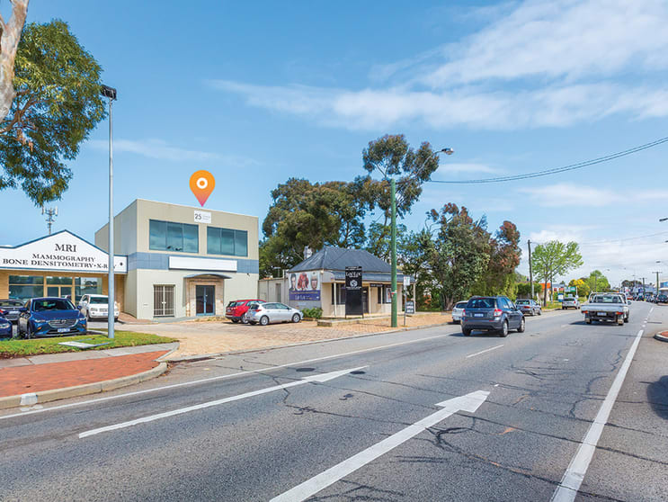 Click to view all images 25 Victoria Street Midland WA 6056 - Image 2