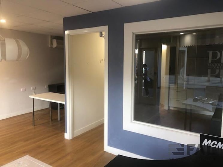 Click to view all images Unit 6/20 Park Road Milton QLD 4064 - Image 2