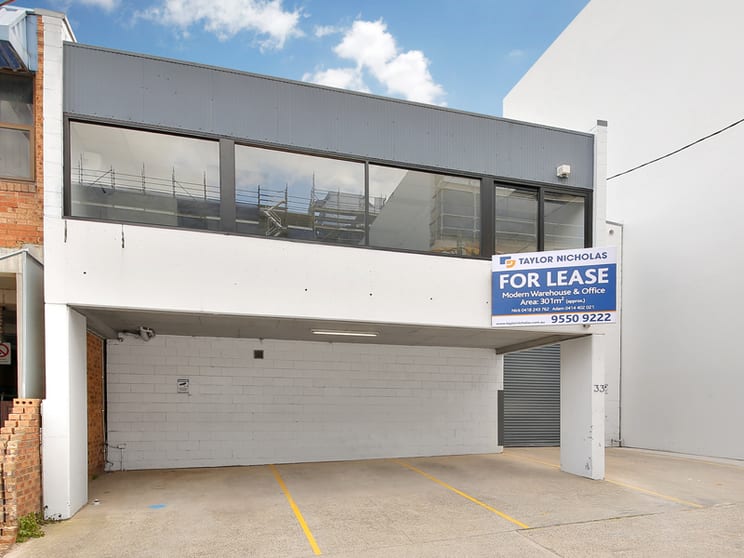 Click to view all images 33 Applebee Street St Peters NSW 2044 - Image 2