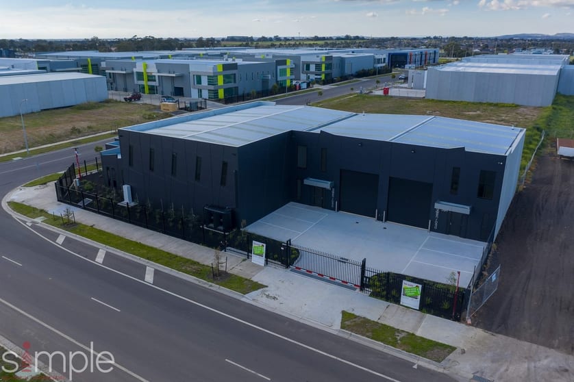 Click to view all images 39A Gwen Road Cranbourne West VIC 3977 - Image 3