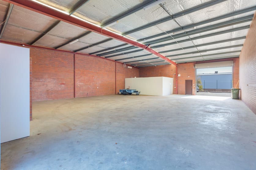 Click to view all images 27 Truganina Road Malaga WA 6090 - Image 1
