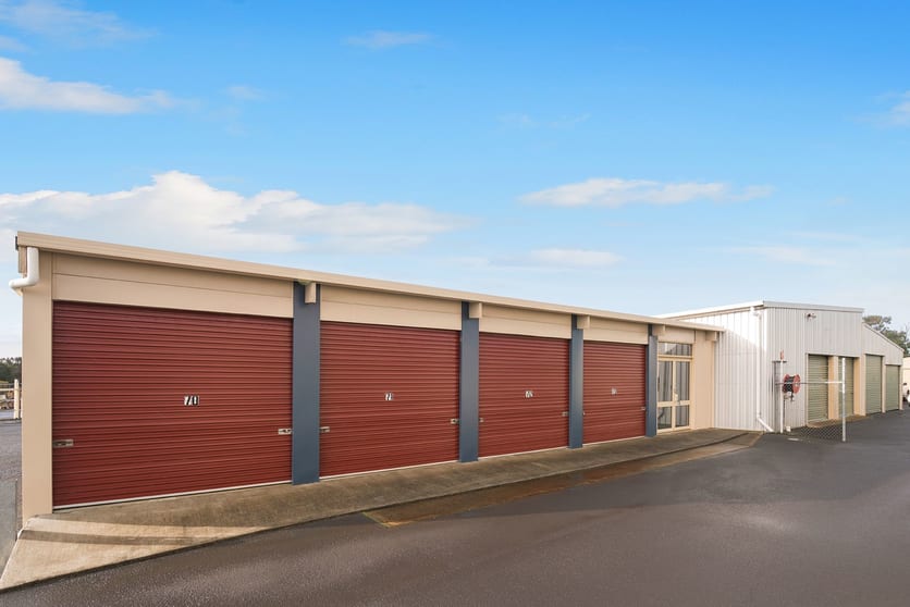 Click to view all images 12A Isaacs Street Busselton WA 6280 - Image 2