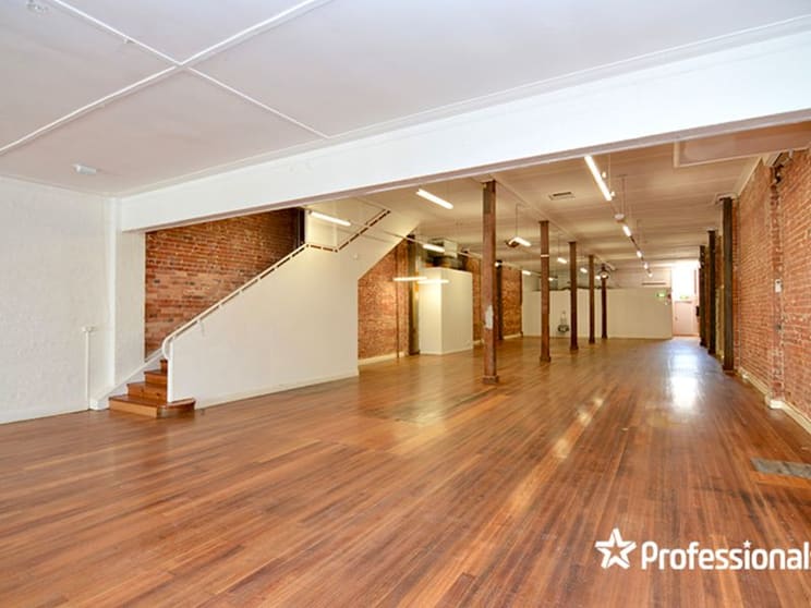 Click to view all images 39 Langtree Avenue Mildura VIC 3500 - Image 2