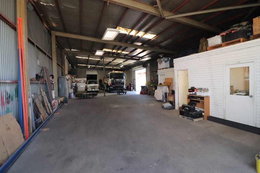 Click to view all images 7 Govan Street Seaford VIC 3198 - Image 3