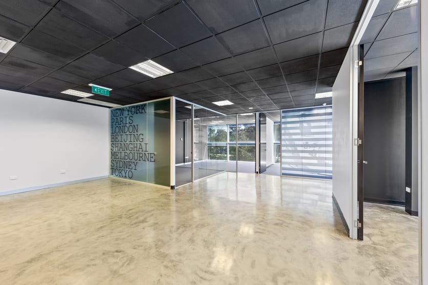 Click to view all images 9/2 Enterprise Drive Bundoora VIC 3083 - Image 2
