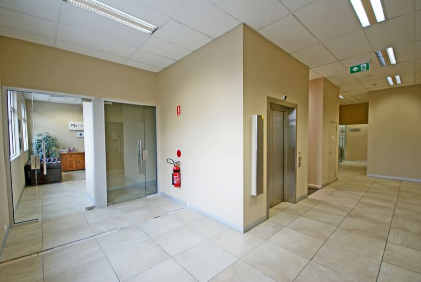 Click to view all images Level 1/639G Dean Street Albury NSW 2640 - Image 3