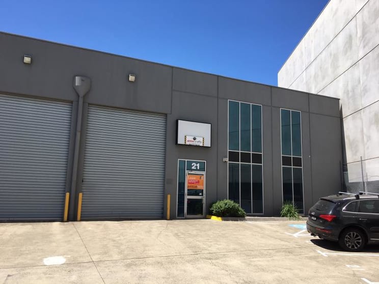 Click to view all images Unit 21/137-145 Rooks Road Nunawading VIC 3131 - Image 1
