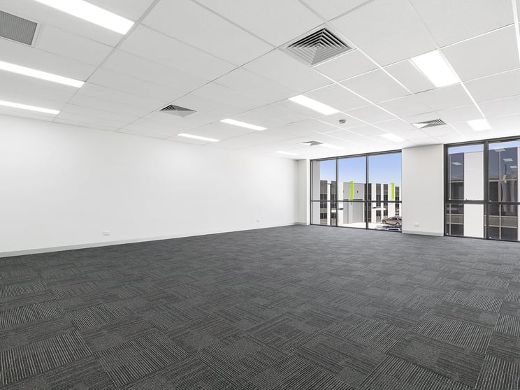 Click to view all images 5/125 Rooks Road Nunawading VIC 3131 - Image 2