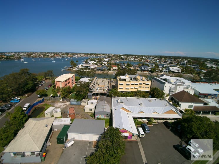 Click to view all images 3/101 Brisbane Road Mooloolaba QLD 4557 - Image 3