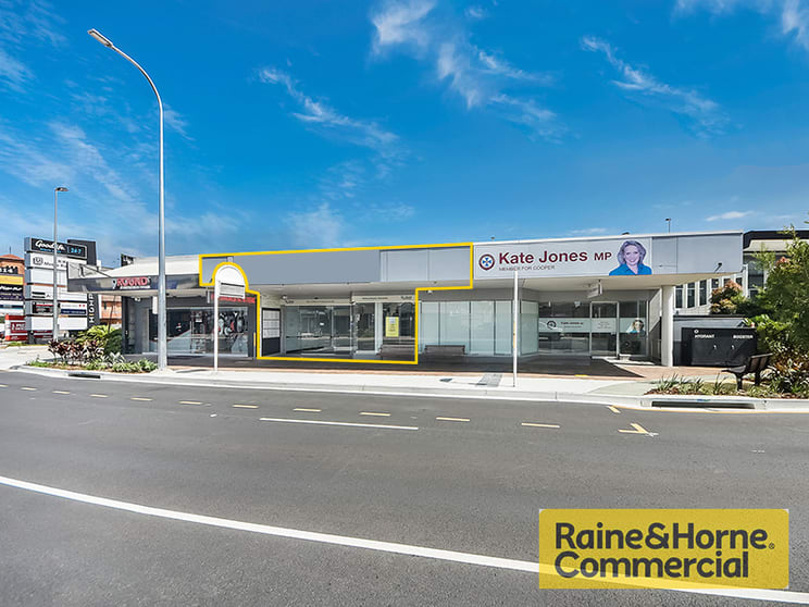 Click to view all images 230 Waterworks Rd Ashgrove QLD 4060 - Image 3