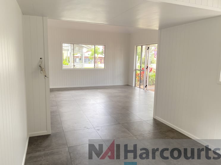 Click to view all images 161 Long Road Tamborine Mountain QLD 4272 - Image 3