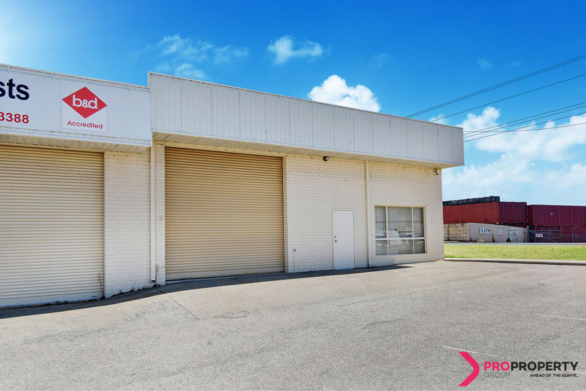 Click to view all images 1/6 Thornborough Road Greenfields WA 6210 - Image 3