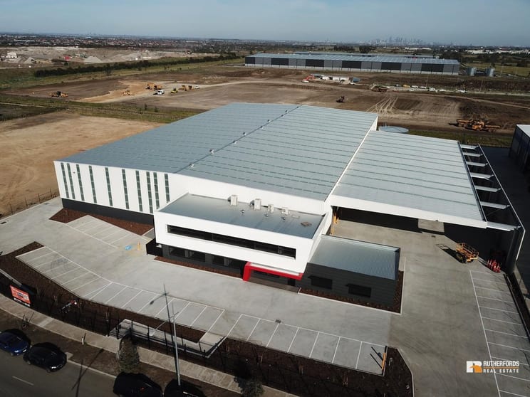 65 McKellar Way Epping VIC 3076 - Image 3