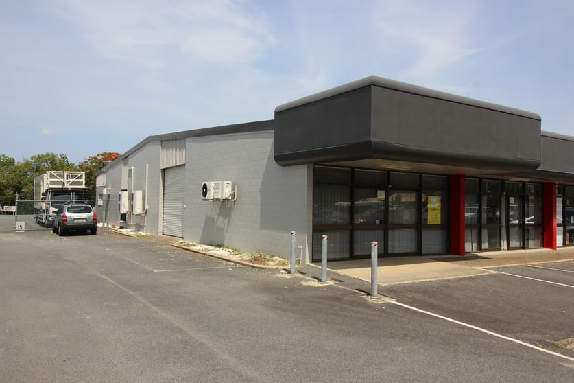Click to view all images 11&12/452 Sheridan Street Cairns North QLD 4870 - Image 3