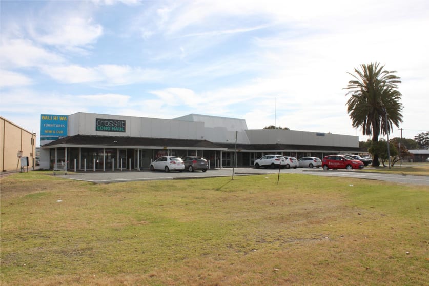 Click to view all images 4/1862 Albany Highway Maddington WA 6109 - Image 2
