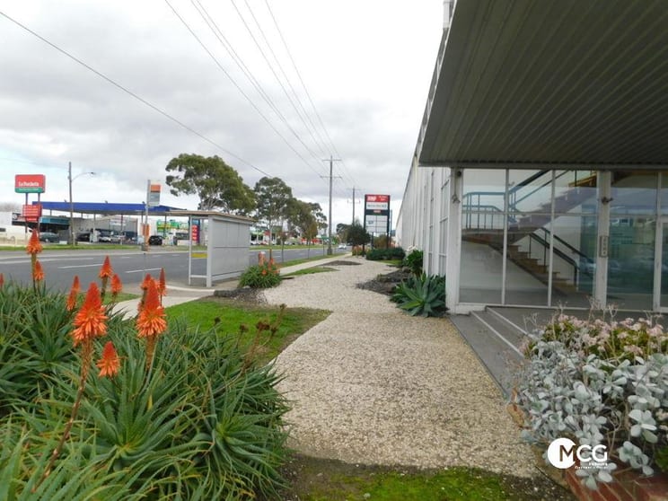 Click to view all images Level 1,106/254 Ballarat Road Braybrook VIC 3019 - Image 3