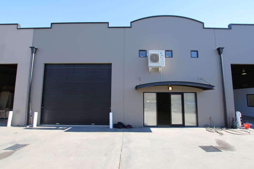 Click to view all images 3/10 Uppill Place Wangara WA 6065 - Image 1