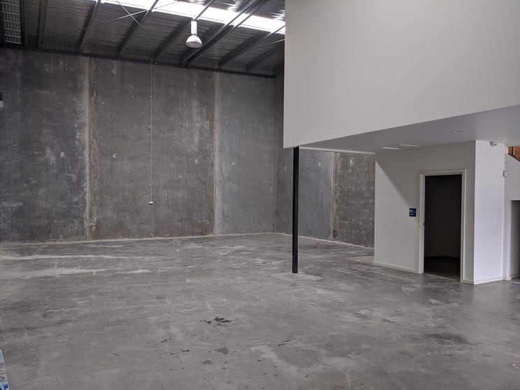 Click to view all images 3/36 Latitude Boulevard Thomastown VIC 3074 - Image 2