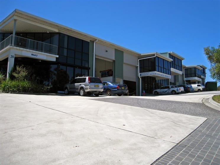Click to view all images 4/20 Narabang Way Belrose NSW 2085 - Image 1