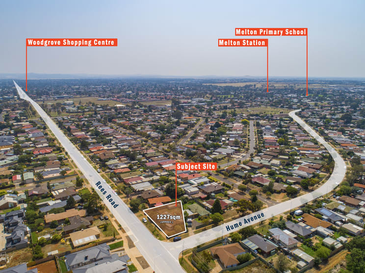 Click to view all images 98 Rees Road & 1 Hume Avenue Melton South VIC 3338 - Image 1