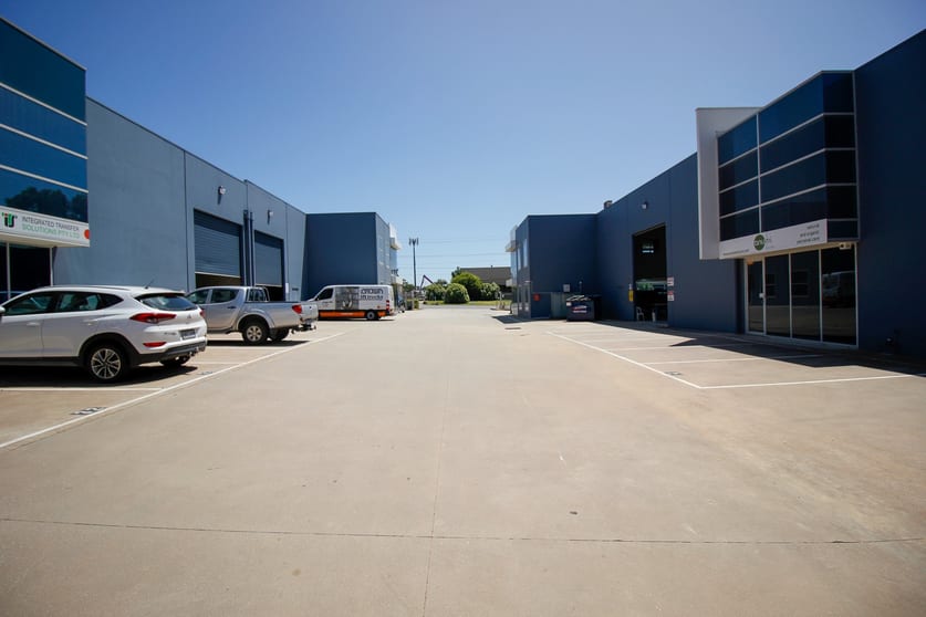 Click to view all images 31/111 Lewis Road Knoxfield VIC 3180 - Image 2