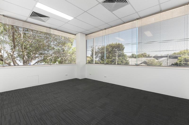 Click to view all images 722 High Street Kew East VIC 3102 - Image 2