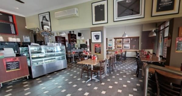 Click to view all images Retail/113-115 Hall Street Bondi Beach NSW 2026 - Image 3