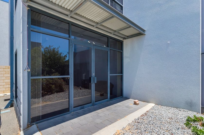 Click to view all images 1/43 Boranup Avenue Clarkson WA 6030 - Image 2