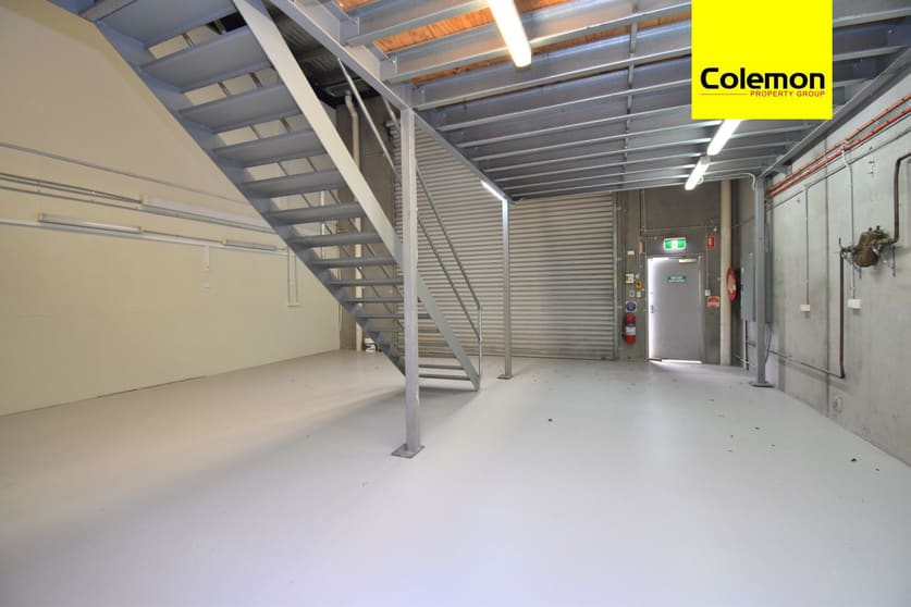 Click to view all images 18/25-33 Alfred St Chipping Norton NSW 2170 - Image 2