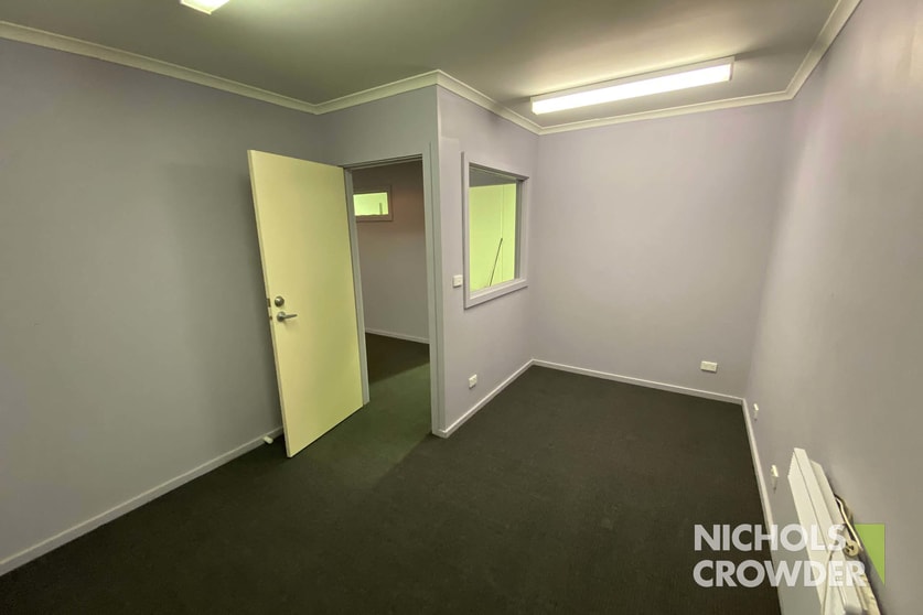 Click to view all images 6/27 Progress Street Mornington VIC 3931 - Image 3