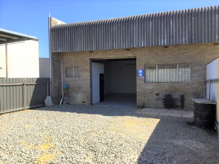 Click to view all images 4/266 Welshpool Road Welshpool WA 6106 - Image 3