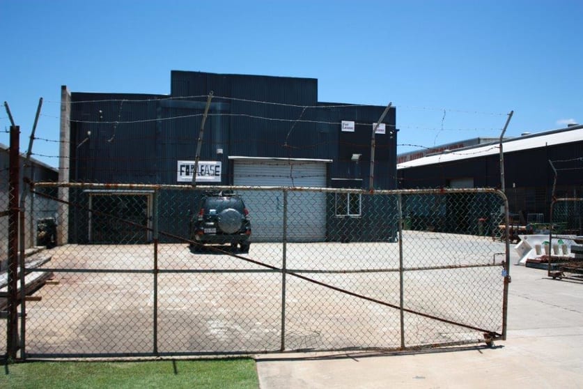 Click to view all images 3/122 Connaught Sandgate QLD 4017 - Image 2