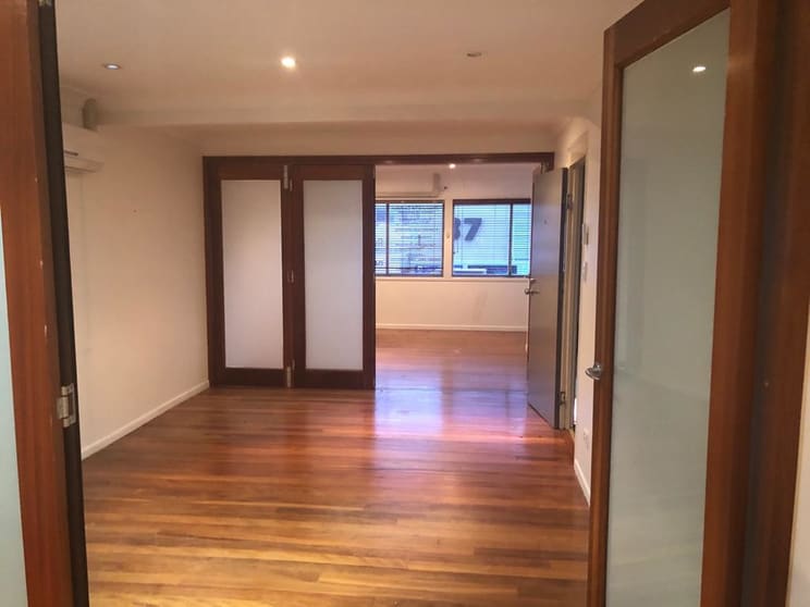 Click to view all images SHOP 7/30 James St Burleigh Heads QLD 4220 - Image 2