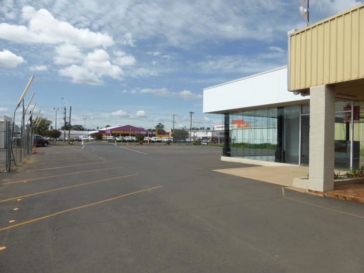 Click to view all images 13 Bourke Street Dubbo NSW 2830 - Image 3