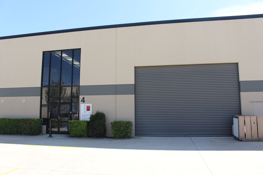 Click to view all images Unit 4, 2187 Castlereagh Road Penrith NSW 2750 - Image 2