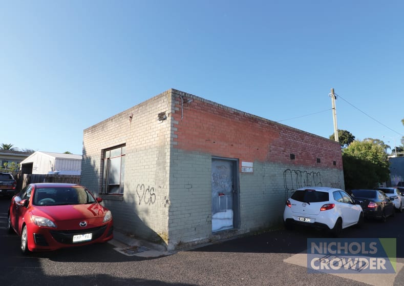 Click to view all images 1/235A Beach Street Frankston VIC 3199 - Image 1