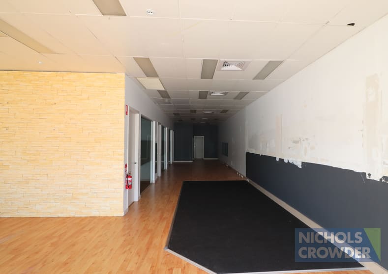Click to view all images 112 Nepean Highway Seaford VIC 3198 - Image 2