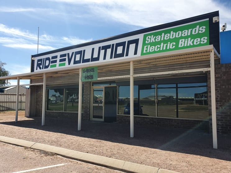Click to view all images Unit 3, 41 Norseman Road Castletown WA 6450 - Image 1