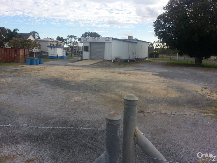 Click to view all images 480 Quay Street Depot Hill QLD 4700 - Image 3