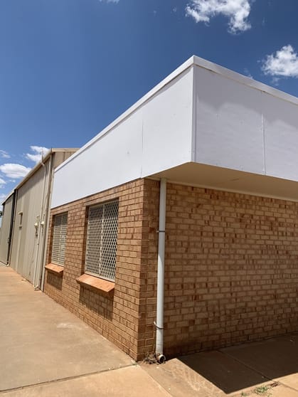 Click to view all images 27 Darcy Lane West Kalgoorlie WA 6430 - Image 3