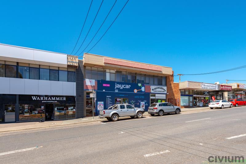 Click to view all images Ground Unit 2/54 Weedon Close Belconnen ACT 2617 - Image 1