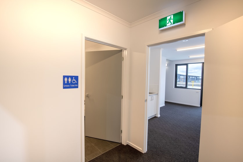 Click to view all images Unit 3/205 Kennedy Drive Cambridge TAS 7170 - Image 3