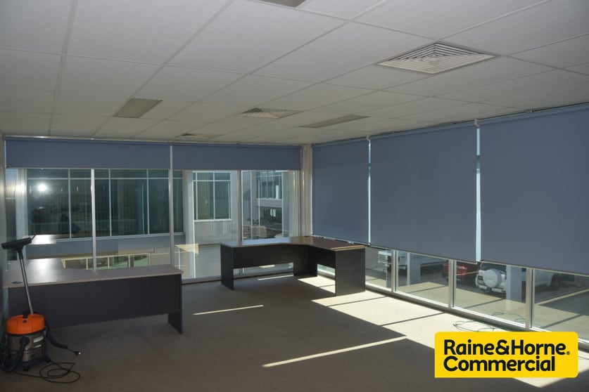Click to view all images 15/10 Depot Street Banyo QLD 4014 - Image 2