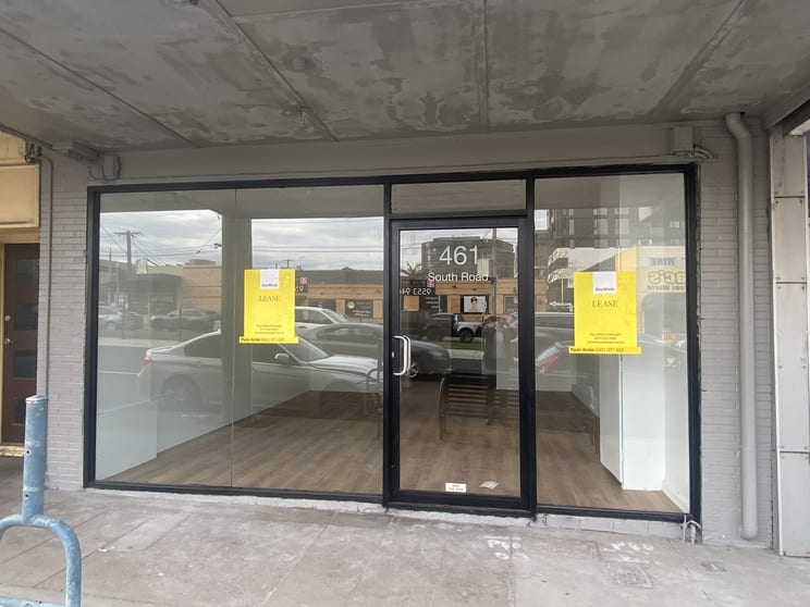 Click to view all images 461 South Road Bentleigh VIC 3204 - Image 2