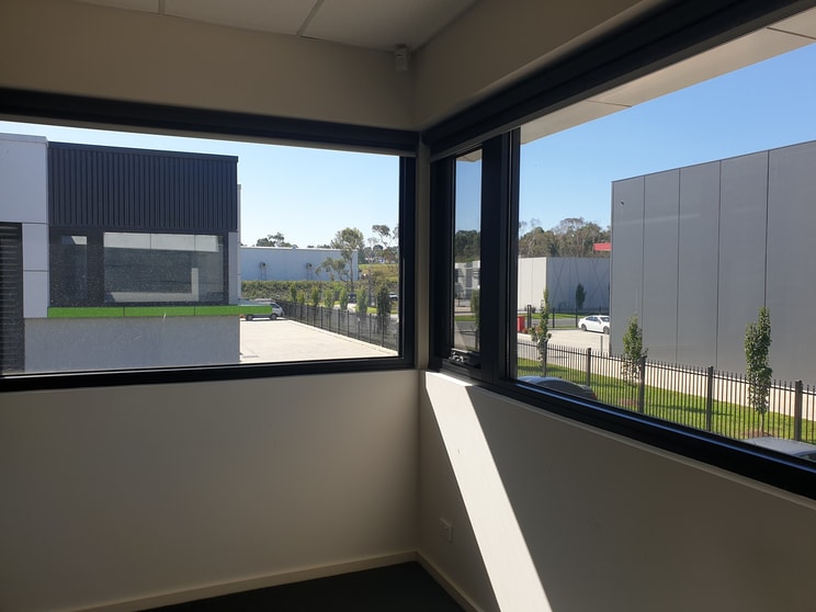 Click to view all images Ranger Close Chirnside Park VIC 3116 - Image 3