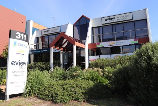 Click to view all images 3/311-313 Main Street Mornington VIC 3931 - Image 3