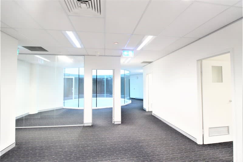 Click to view all images Level 3/10 Park Road Hurstville NSW 2220 - Image 2