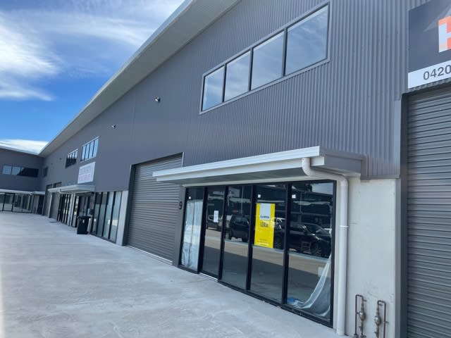 Click to view all images 9/14 Superior Avenue Edgeworth NSW 2285 - Image 1