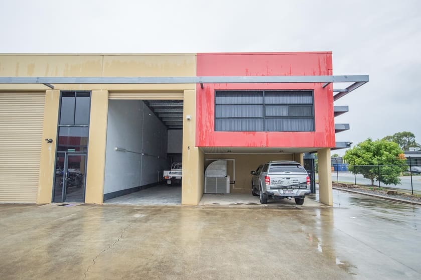 Click to view all images Coomera QLD 4209 - Image 2