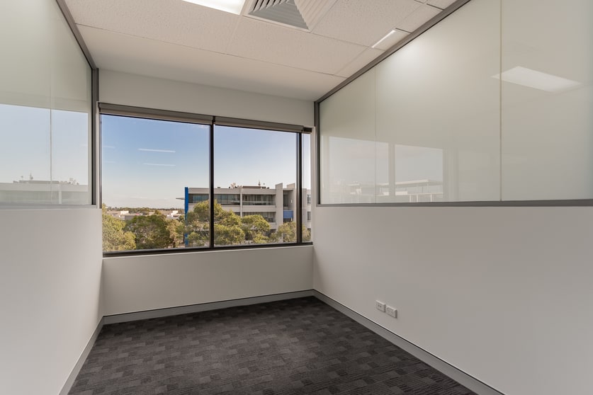 Click to view all images 5.06/5 Celebration Drive Bella Vista NSW 2153 - Image 3